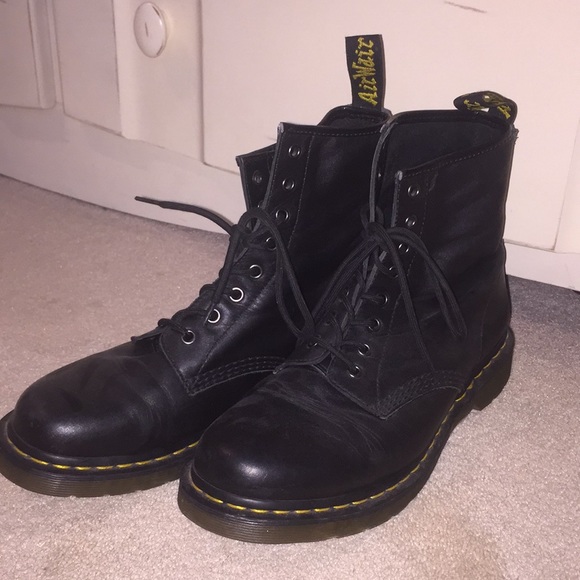 dr martens black arcadia